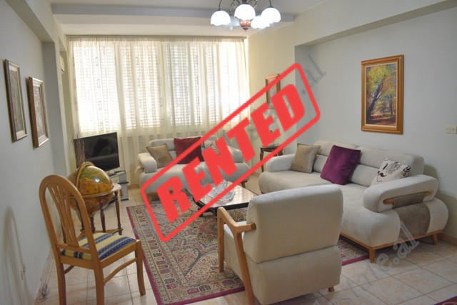 Apartament 2+1 me qira ne rrugen Margarita Tutulani prane Gjimnazit Petro Nini Luarasi ne Tirane.
P